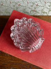 Load image into Gallery viewer, Kristallen schelpendoosje
