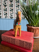 Load image into Gallery viewer, Nils olsson dala horse