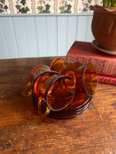 Load image into Gallery viewer, Set van 4 kopjes en schotels
