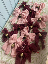 Load image into Gallery viewer, Bow ornament