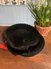 Load image into Gallery viewer, 2 grote schelpenborden