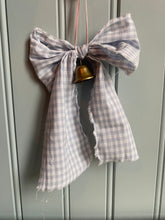 Load image into Gallery viewer, Bow ornament