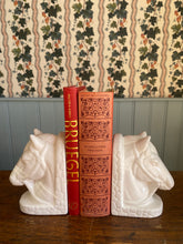 Load image into Gallery viewer, Boekensteunen paard