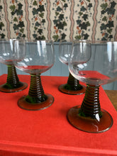 Load image into Gallery viewer, Wijnglazen set van 5