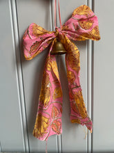 Load image into Gallery viewer, Bow ornament