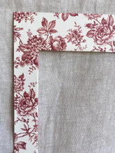 Load image into Gallery viewer, Bobbin Passe-partout A4