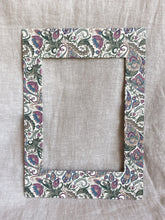 Load image into Gallery viewer, Bobbin Passe-partout A4