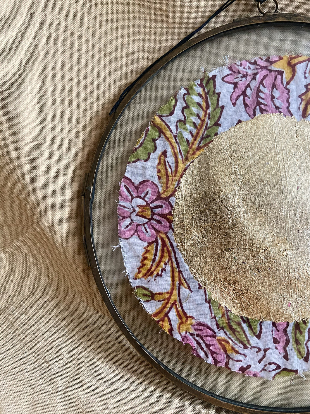 Vintage Moon Round - Pink/Yellow