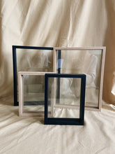 Load image into Gallery viewer, Small floating frame (Wood color)