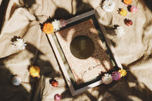 Load image into Gallery viewer, Moonflower frame - Small