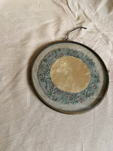 Load image into Gallery viewer, Vintage Moon Round - Green