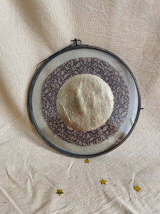 Vintage Moon Round - Brown