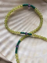 Load image into Gallery viewer, Green Coloured Jade and Amethyst Cord