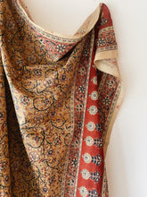 Load image into Gallery viewer, Big Indian cloth 5