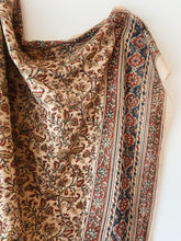 Load image into Gallery viewer, Big Indian cloth 3
