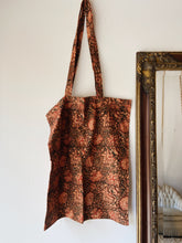 Load image into Gallery viewer, Blockprint Shopper 4