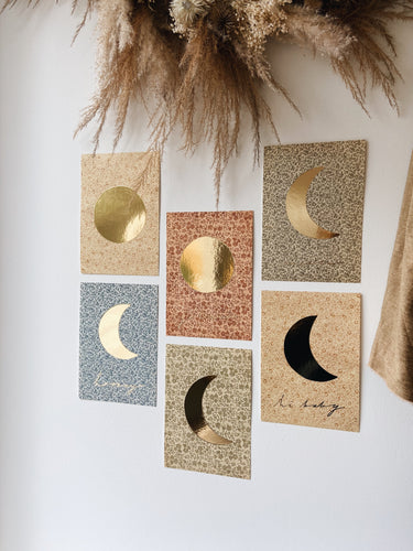 Set of 6 different cards