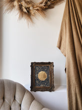 Load image into Gallery viewer, Vintage Moon #76