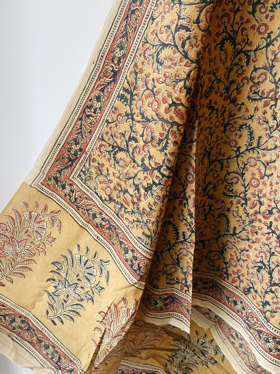Big Indian cloth 2