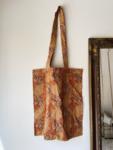 Load image into Gallery viewer, Blockprint Shopper 1