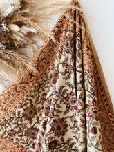 Load image into Gallery viewer, Indian cloth #9