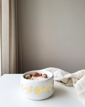 Load image into Gallery viewer, Cozy Candle white