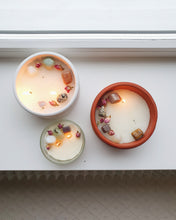 Load image into Gallery viewer, Cozy Candle white