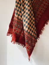 Load image into Gallery viewer, Indian towel 3